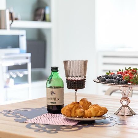 Cavour 51 Apartment Леко Екстериор снимка