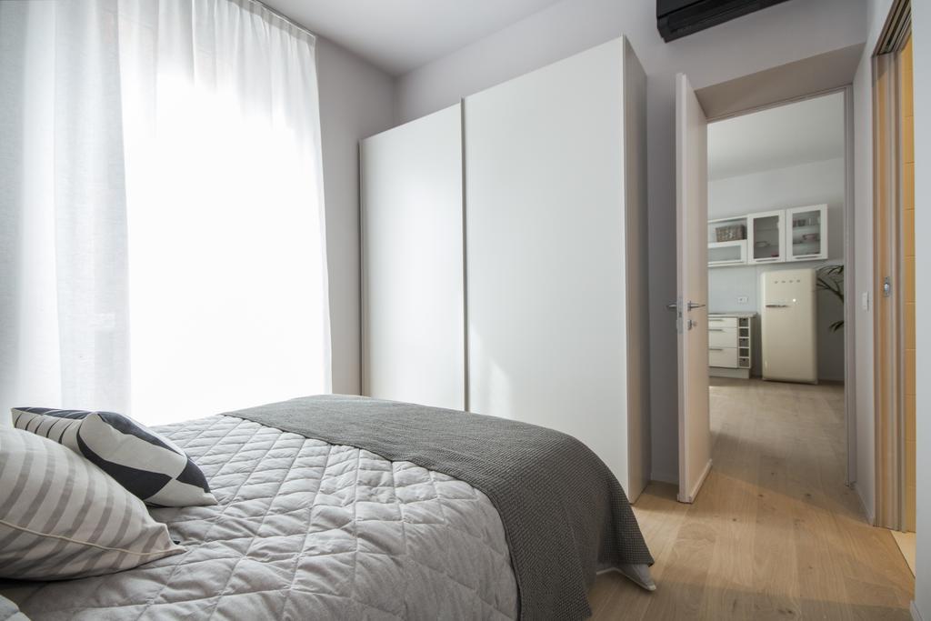 Cavour 51 Apartment Леко Екстериор снимка