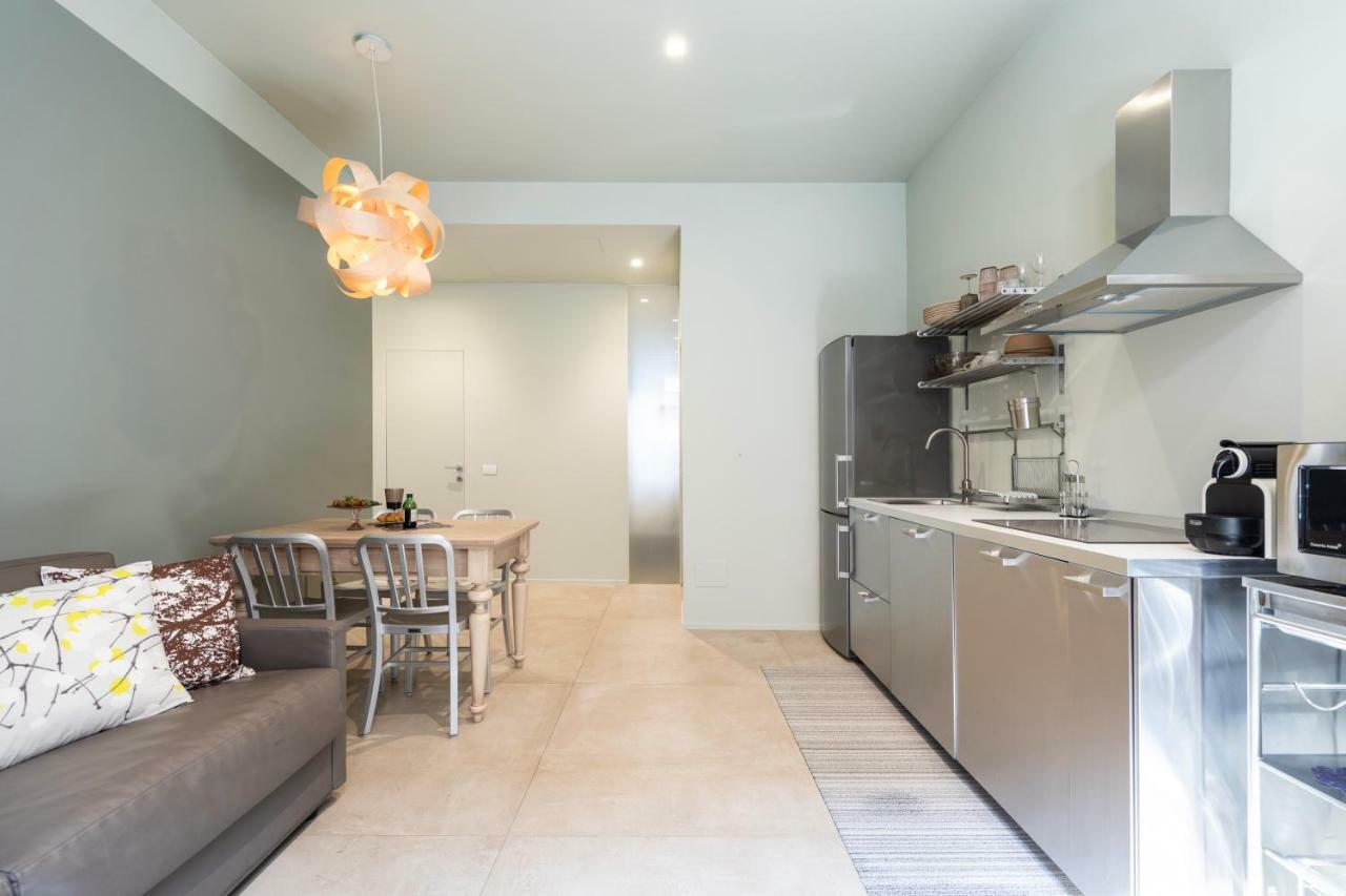 Cavour 51 Apartment Леко Екстериор снимка