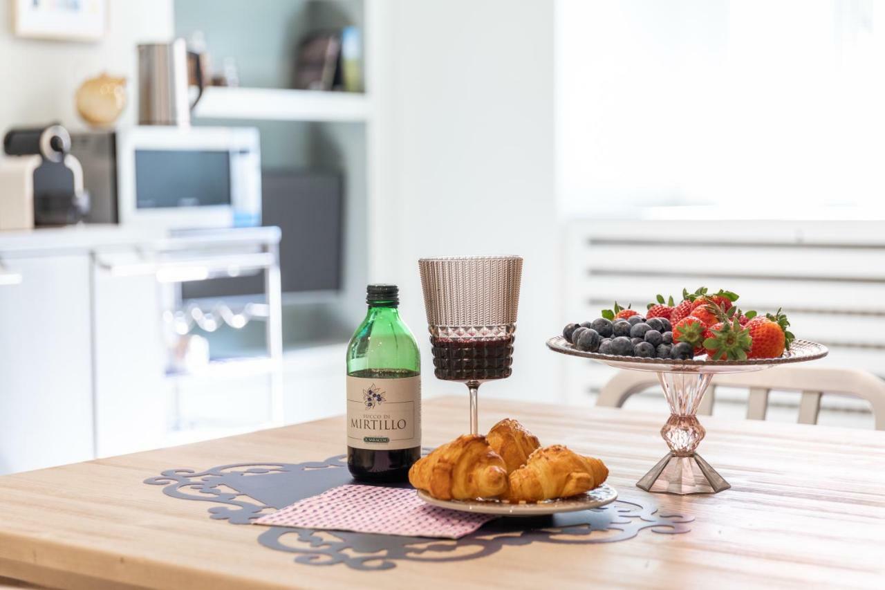 Cavour 51 Apartment Леко Екстериор снимка
